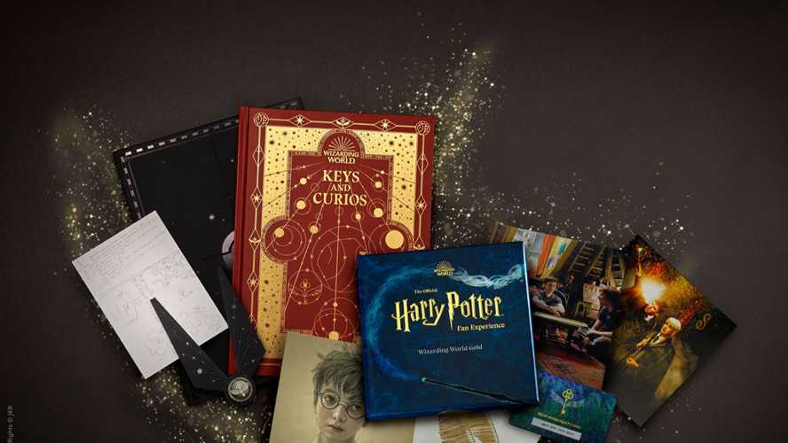 Wizarding World Gold Gift Box – Holiday Magic Unwrapped